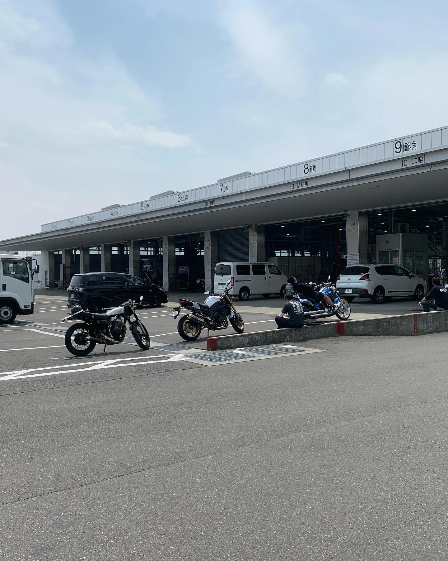 【大阪||バイク屋||車検/CB400SS】