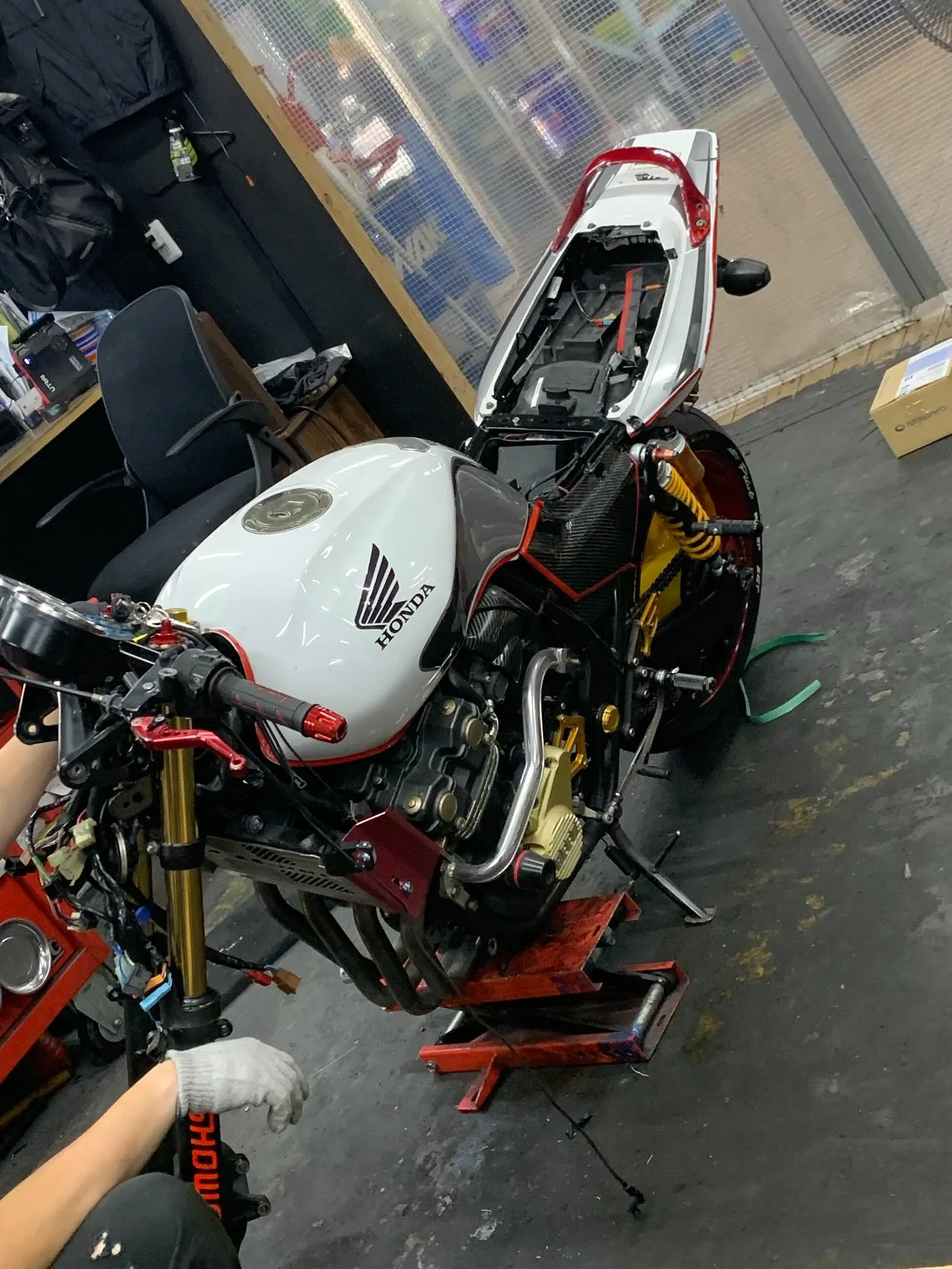 【大阪||バイク屋||カスタム//CB400SF】