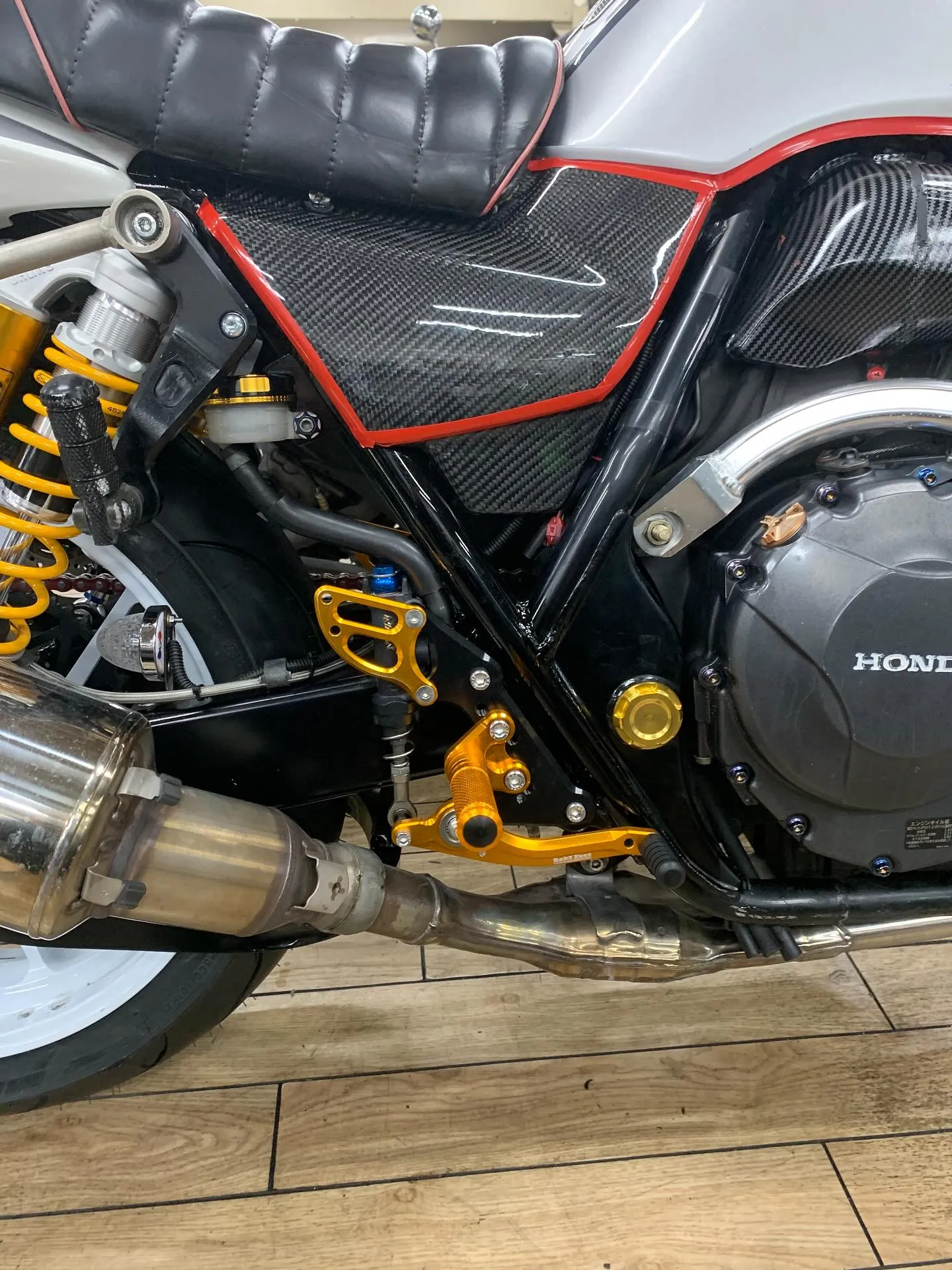 【大阪||バイク屋||カスタム//CB400SF】