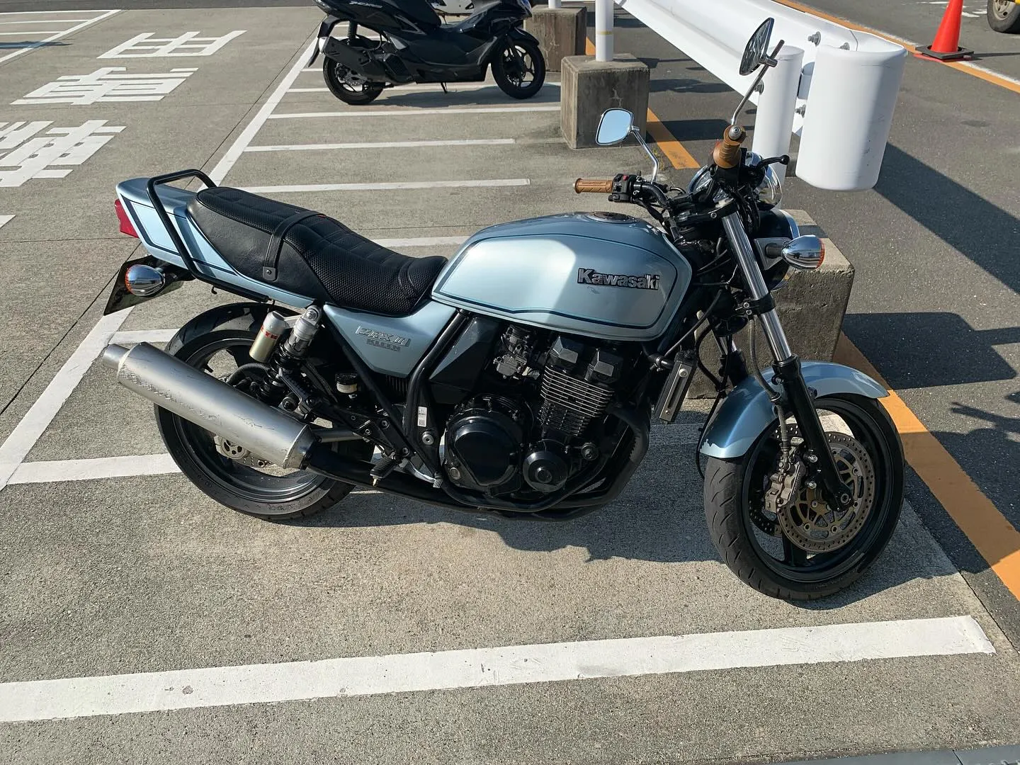【大阪||バイク屋||車検//ZRX400】