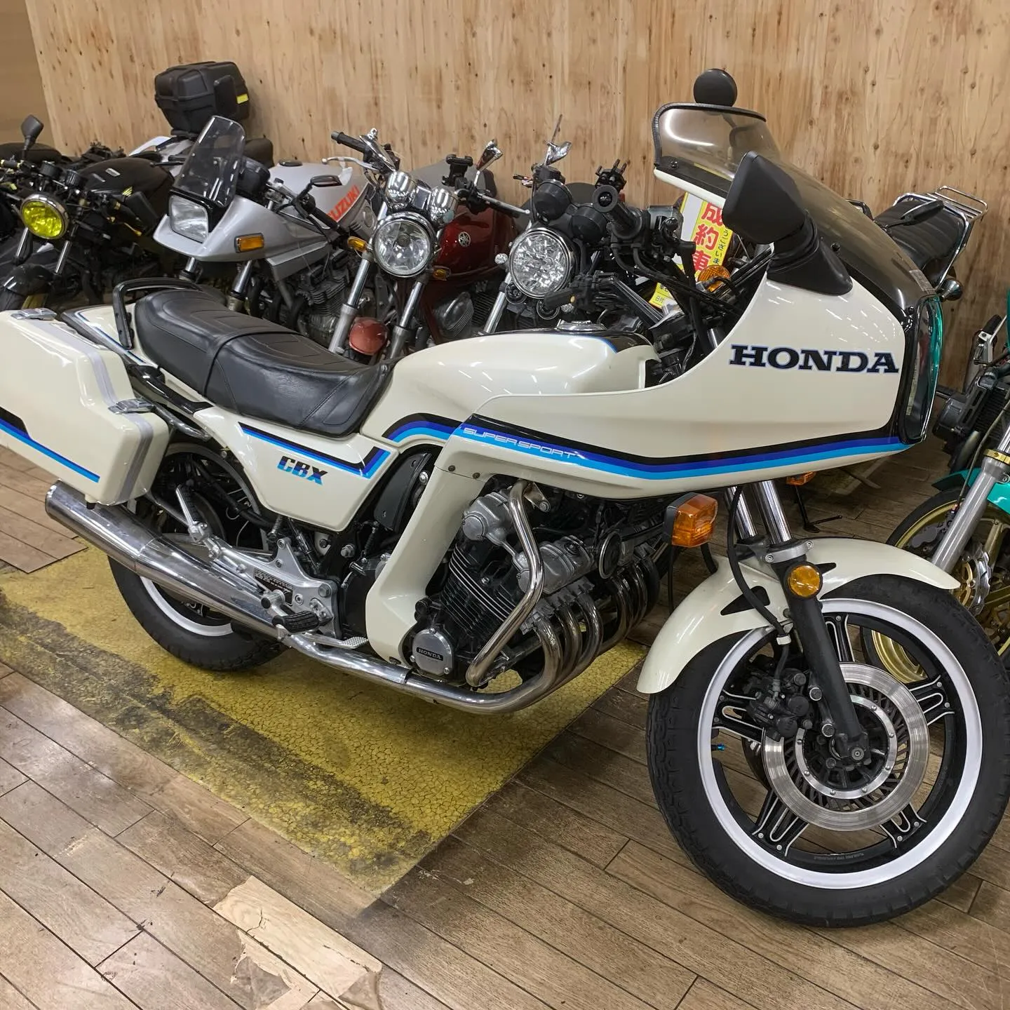 【大阪||バイク屋||入荷/CBX1000】