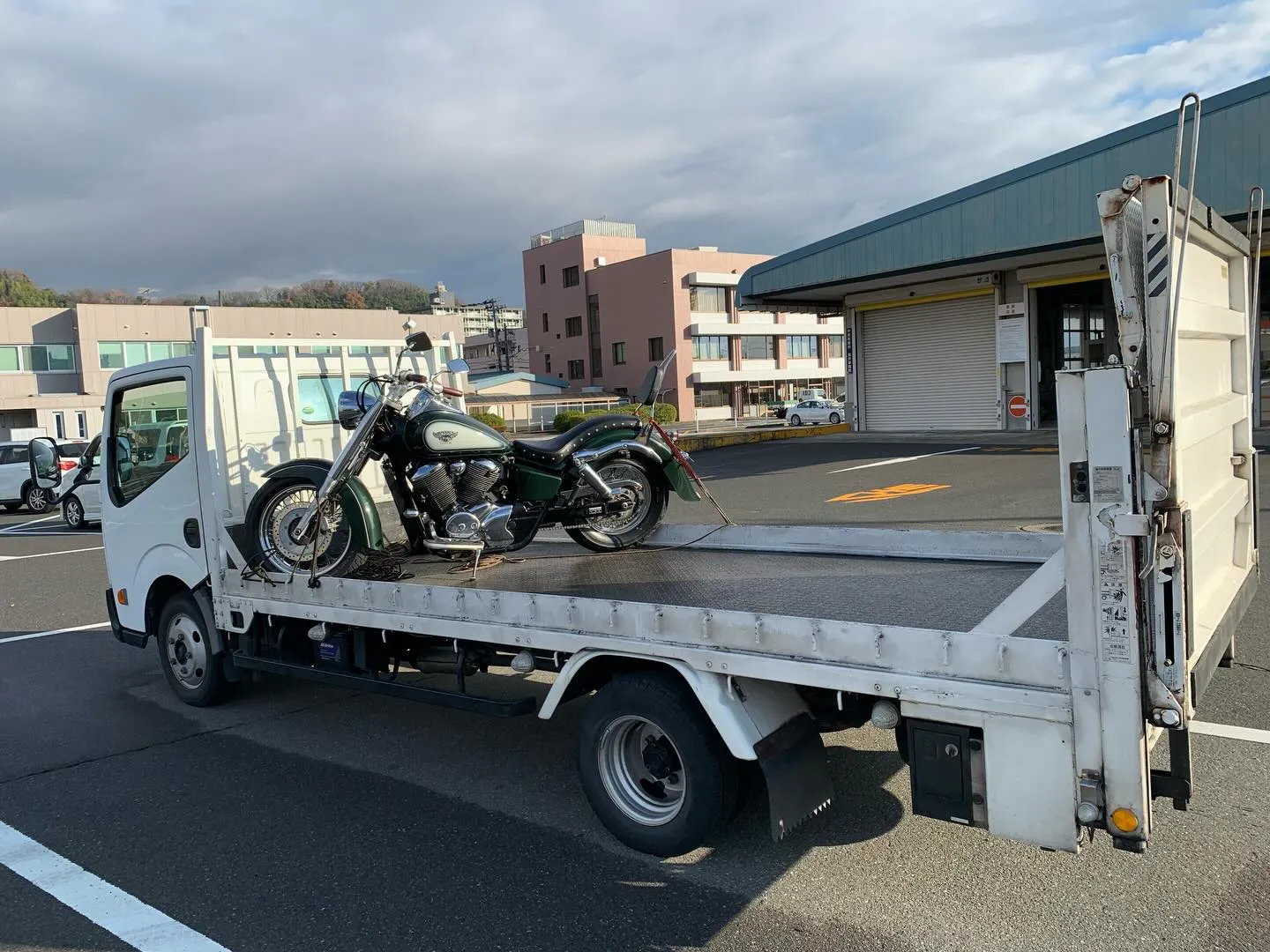 今朝はシャドウ400クラシックを福井運輸局で無事に登録完了し...