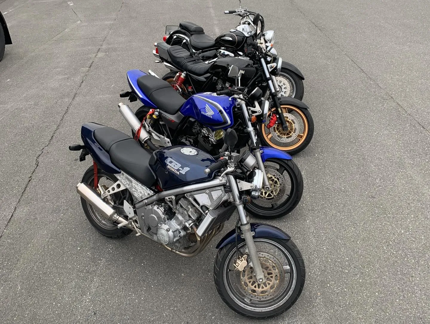 バイクのメンテは愛車にとっても大切な時間✨今日はイントルーダ...