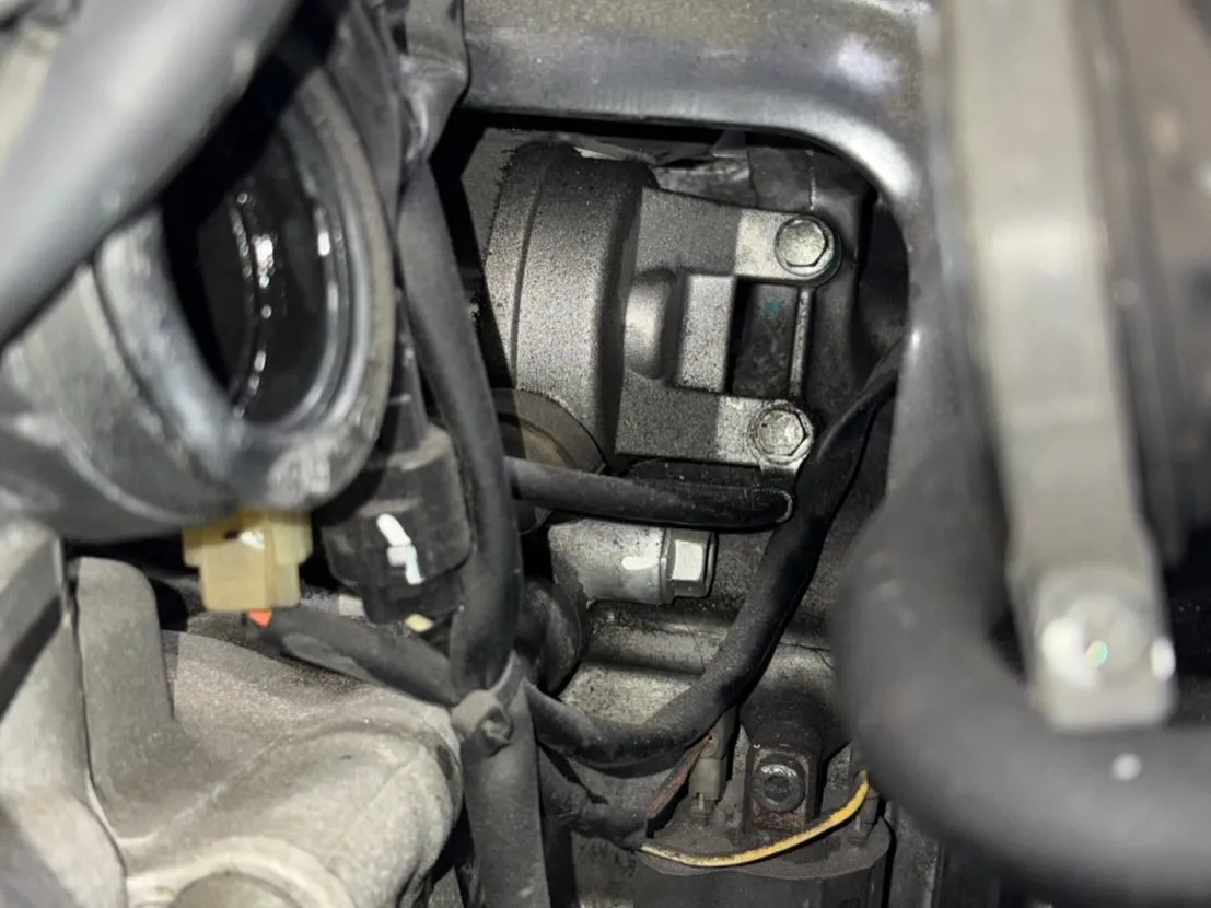 前にセルモーターの故障で修理をしたバーグマン200、今回は再...